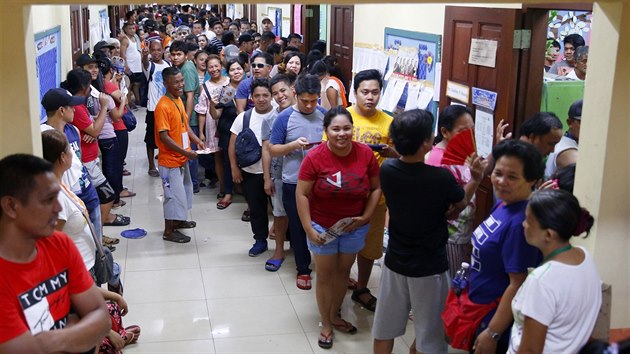 Filipnci volili sentory i poslance. (13. kvtna 2019)