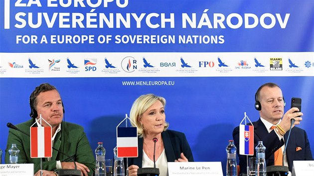 fka nrodnho sdruen Marine Le Penov na konferenci zstupc evropskch protiunijnch a protiimigranch stran v Bratislav. (13.5.219)
