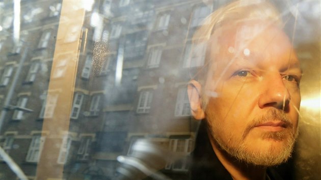 vdsk policie zane znovu vyetovat Assange kvli znsilnn. (13. kvtna 2019)