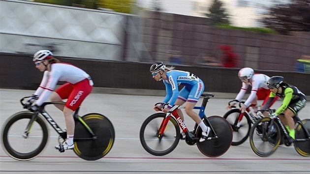 Sra Kakovsk na prostjovskm velodromu.