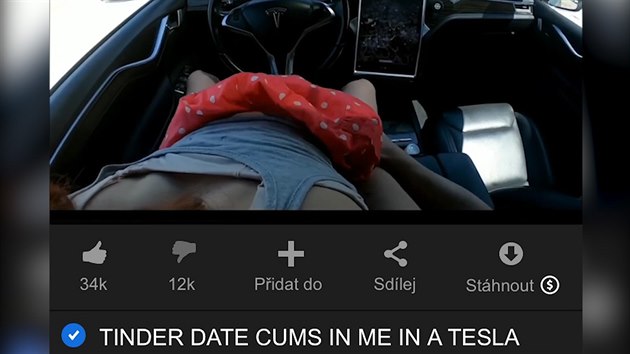 Pornohereka podn vyuila autopilota Tesly (13. kvtna 2019)