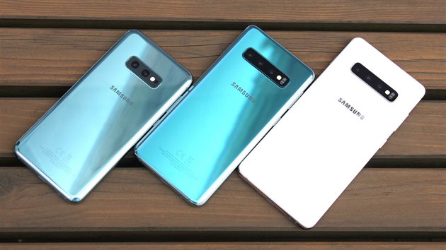 Modelov ada Samsung Galaxy S10