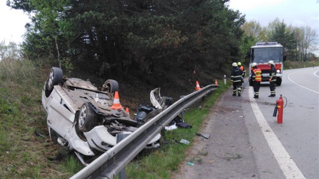 Smrteln dopravn nehoda na silnici I/34 ve smru Nov Velnice - Kamenice nad Lipou.