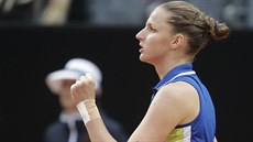 eská tenistka Karolína Plíková slaví postup do finále turnaje v ím.
