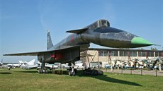 Suchoj T-4