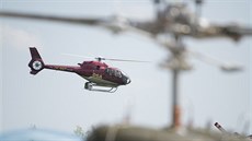 Vrtulník EC-120 pi ukázce na vrtulníkovém leteckém dni Helicopter Show na...
