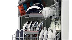 Myčka Bosch má kapacitu 12 sad nádobí.