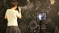 Výstava ve Středočeském muzeu v Roztokách u Prahy představuje videohru Chuchel studia Amanita Design. Na snímku autor hry Jaromír Plachý.