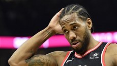 Co je za Kawhi Leonard, e dostal smlouvu na 142 milion dolar?