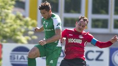 Momentka z druholigového duelu Chrudim (�ervená) vs. Vla�im