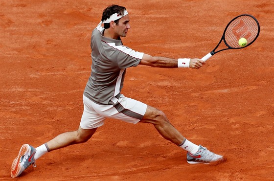 Roger Federer v prvním kole Roland Garros.