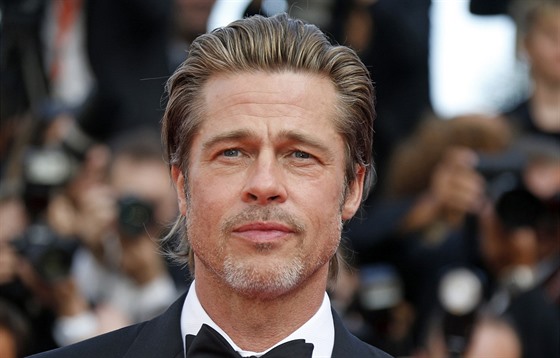 Brad Pitt na premiée filmu Tenkrát v Hollywoodu (Cannes, 21. kvtna 2019)