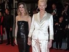 Nebyla by to Tilda Swintonová, aby na festivalu nepedvedla dalí z perfektn...