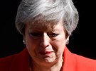 Britská premiérka Theresa Mayová oznamuje, že k 7. červnu skončí v pozici lídra...