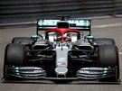 Lewis Hamilton z Mercedesu bhem tréninku na Velkou cenu Monaka.