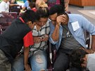Rodina migrantů z Honduras čekající na transport (květen 19, 2019)