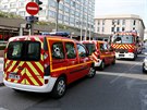 Francouztí hasii u místa výbuchu v Lyonu. (24. 5. 2019)