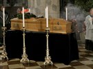 Rakev s ostatky Nikiho Laudy vystavená ve vídeské katedrále.