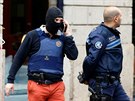 Policisté poblí místa výbuchu ve francouzském Lyonu. (24. kvtna 2019)