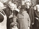 Kardinál Josef Beran s rodinou v roce 1963