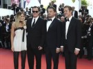 Margot Robbie, Quentin Tarantino, Leonardo DiCaprio a Brad Pitt na premiée...