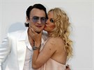 Pamela Andersonová a její syn Brandon Thomas Lee (Cap d'Antibes, 23. kvtna...