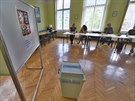 Volební místnost v v Sebuzín na Ústecku (24. kvtna 2019)