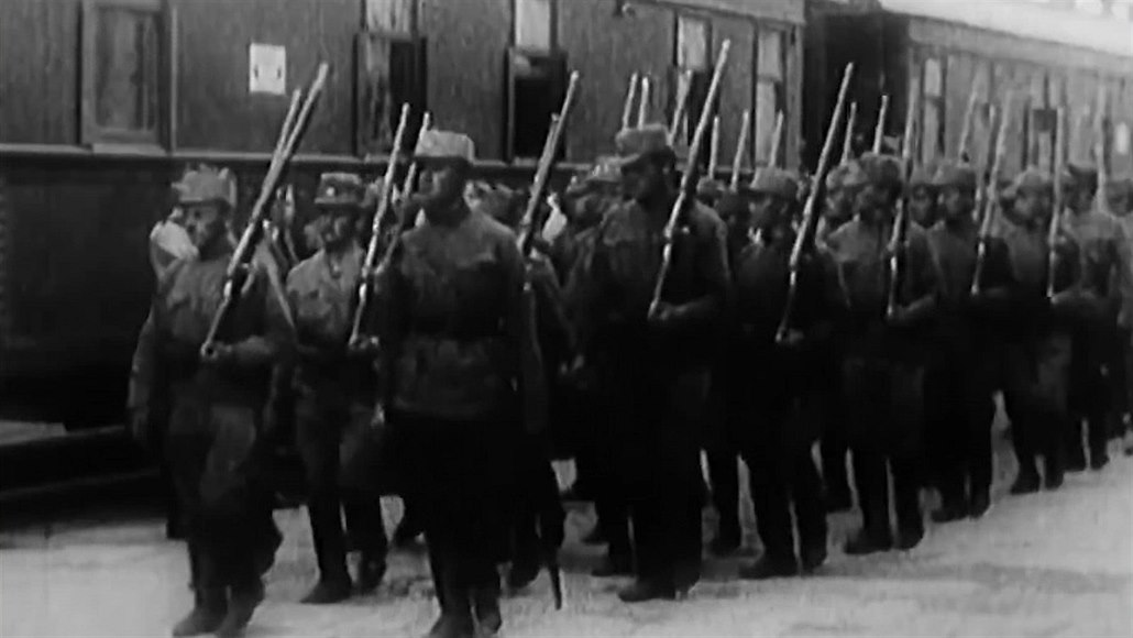Dostaňme československé legionáře do vlasti, žádali poslanci