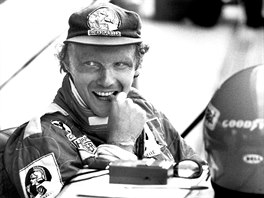 Automobilov zvodnk Niki Lauda ped startem na Velk cen Nmecka (22....
