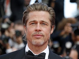 Brad Pitt na premiée filmu Tenkrát v Hollywoodu (Cannes, 21. kvtna 2019)