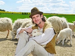 Jan Komínek coby pasáek ovcí