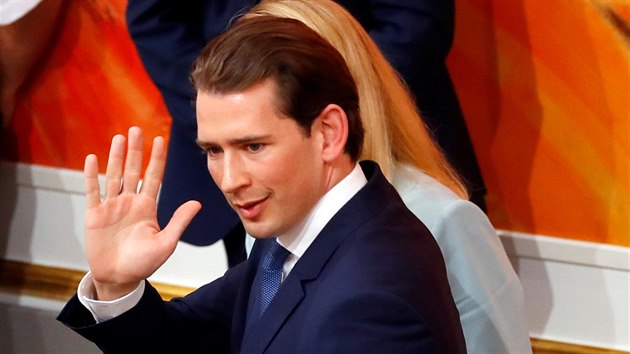 Rakousk kancl Sebastian Kurz mv bhem odchzen z jednacho slu Nrodn rady (27. kvtna 2019)


 