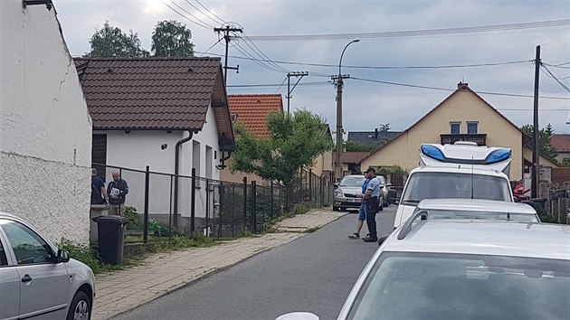 Kriminalisté vyšetřují smrt osmnáctileté dívky v okrese Plzeň-jih. Podle prvotních poznatků byla zavražděna v obci Zdemyslice. (27. května 2019)
