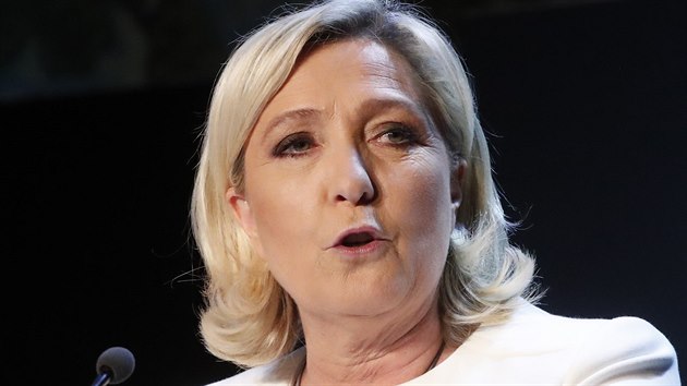 Krajn pravicov Nrodn sdruen Marine Le Penov vyhrlo volby do Evropskho parlamentu ve Francii. (26. kvtna 2019)