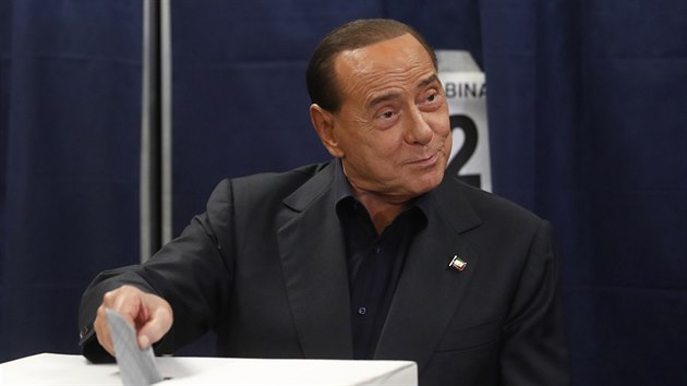 Silvio Berlusconi v Itlii u voleb do Evropskho parlamentu. (26. kvtna 2019)