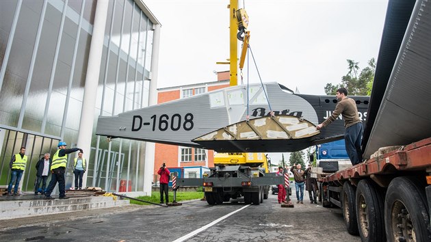 Replika Baťova osudného letadla Junkers F 13 dorazila do zlínského Památníku Tomáše Bati (23. května 2019).