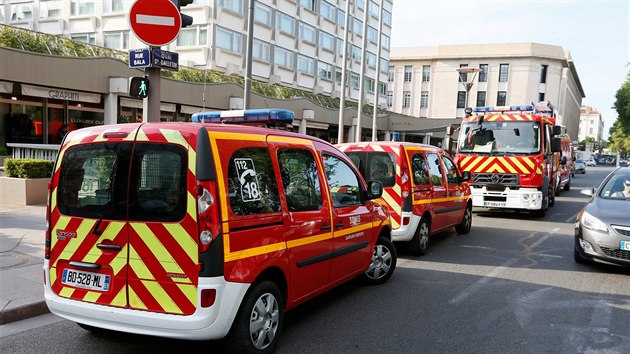 Francouzt hasii u msta vbuchu v Lyonu. (24. 5. 2019)