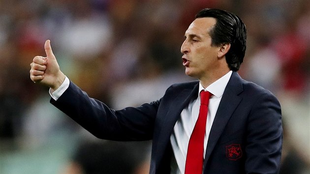 Unai Emery povzbuzuje hre Arsenalu.