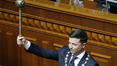 Nový ukrajinský prezident Volodymyr Zelenskyj (20. kvtna 2019)