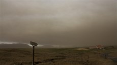 Nad Islandem se krátce po erupci sopky Lakagígar zaal íit sopený oblak...