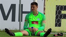 Branká� Jakub �iman sice dokázal proti Hradci Králové chytit i penaltu, ale po...