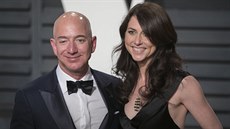 Jeff Bezos a MacKenzie Scottová (Vanity Fair Oscar Party, Beverly Hills, 26....