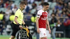 Mesut Özil z Arsenalu stídá ve finále Evropské ligy.