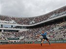 Rakouský tenista Dominic Thiem na paíské antuce v areálu Rolanda Garrose.