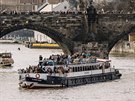 Výletní lod na Vltav v Praze
