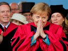 Německá kancléřka Angela Merkelová převzala na americké univerzitě v Harvardu...