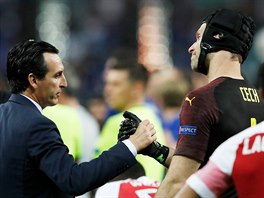 Unai Emery, trenr Arsenalu, dkuje Petru echovi.