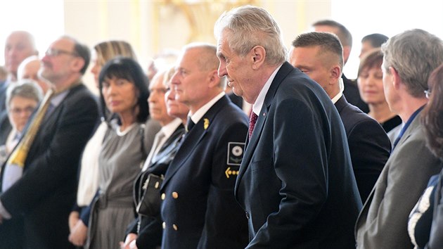 Prezident Milo Zeman vystoupil se svm projevem  na Praskm hrad pi slavnostnm vyhlen ankety Policista roku. (31. kvtna 2019)