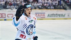 Michal Bulí z Liberce slaví svj gól do branky Chomutova.