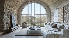 Výtvarnice a designér spole�n� s ji� dosp�lou dcerou p�t let hledali místo,...